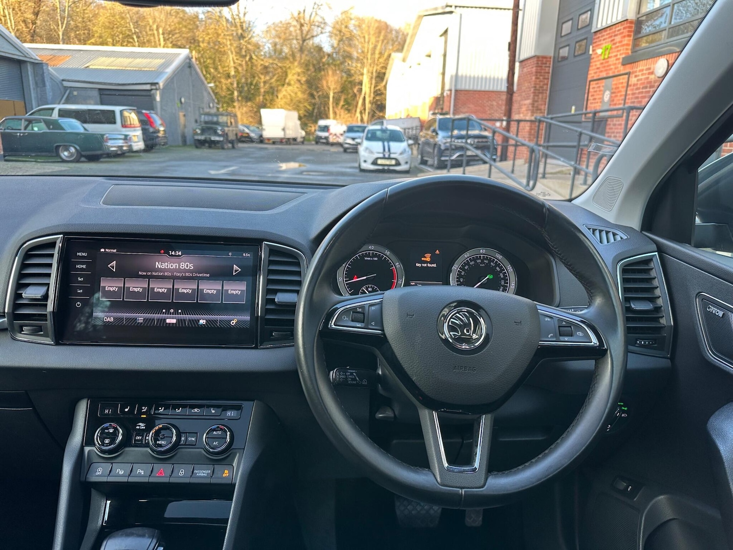 Used Skoda Karoq 2018 for sale - 76743584: Photo 38