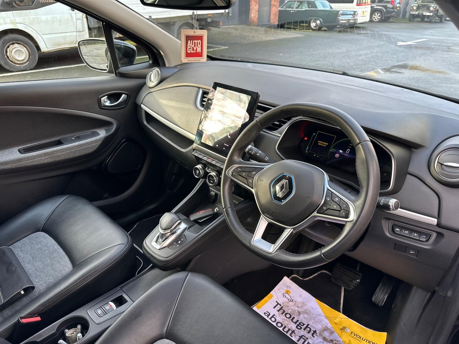 Used Renault Zoe 2020 for sale - 77376492: Photo 13