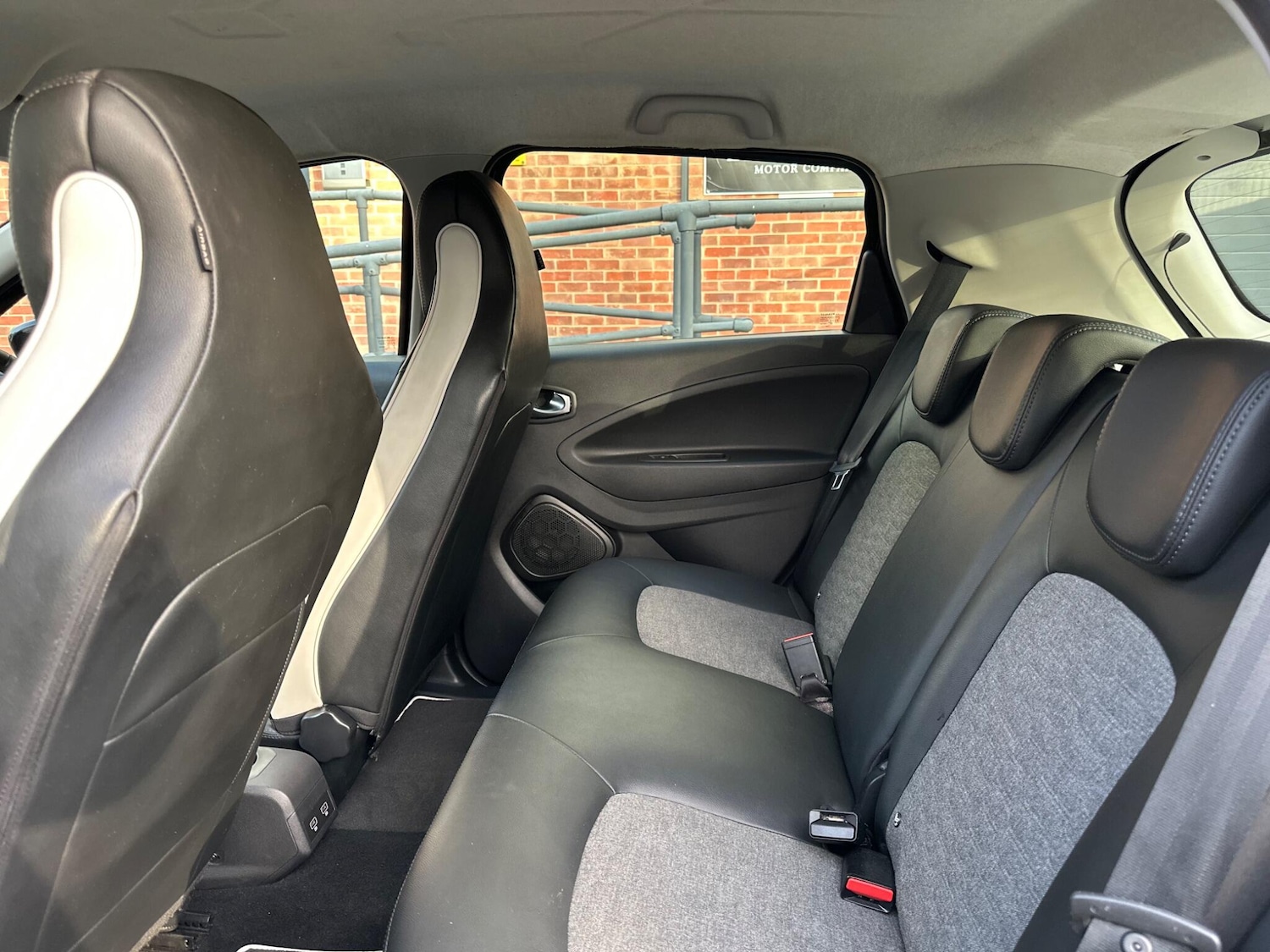 Used Renault Zoe 2020 for sale - 77376492: Photo 17