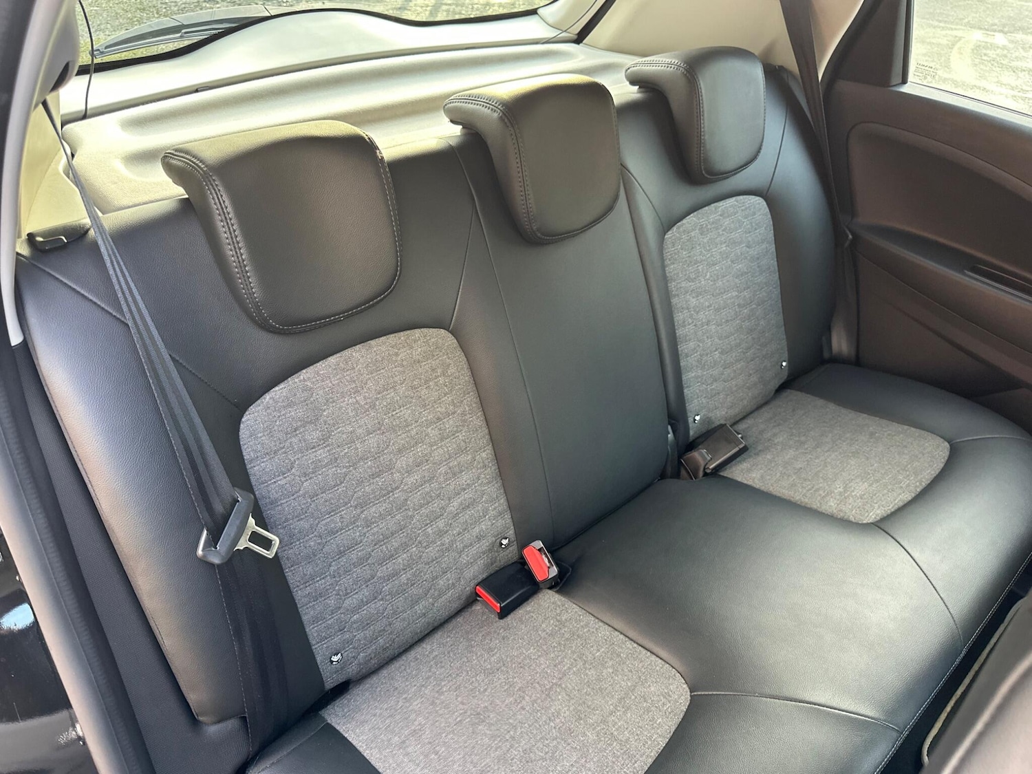 Used Renault Zoe 2020 for sale - 77376492: Photo 22