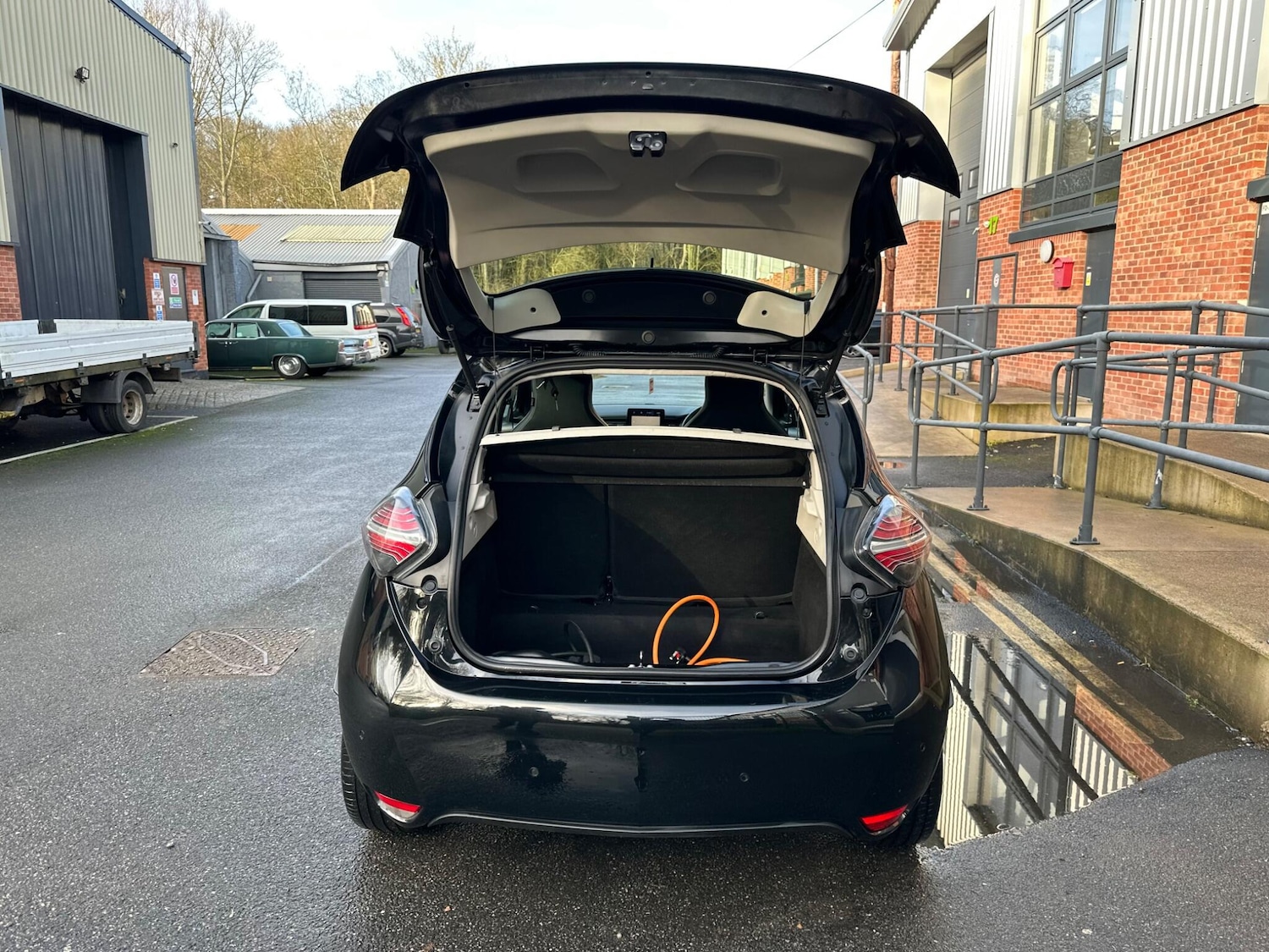 Used Renault Zoe 2020 for sale - 77376492: Photo 32