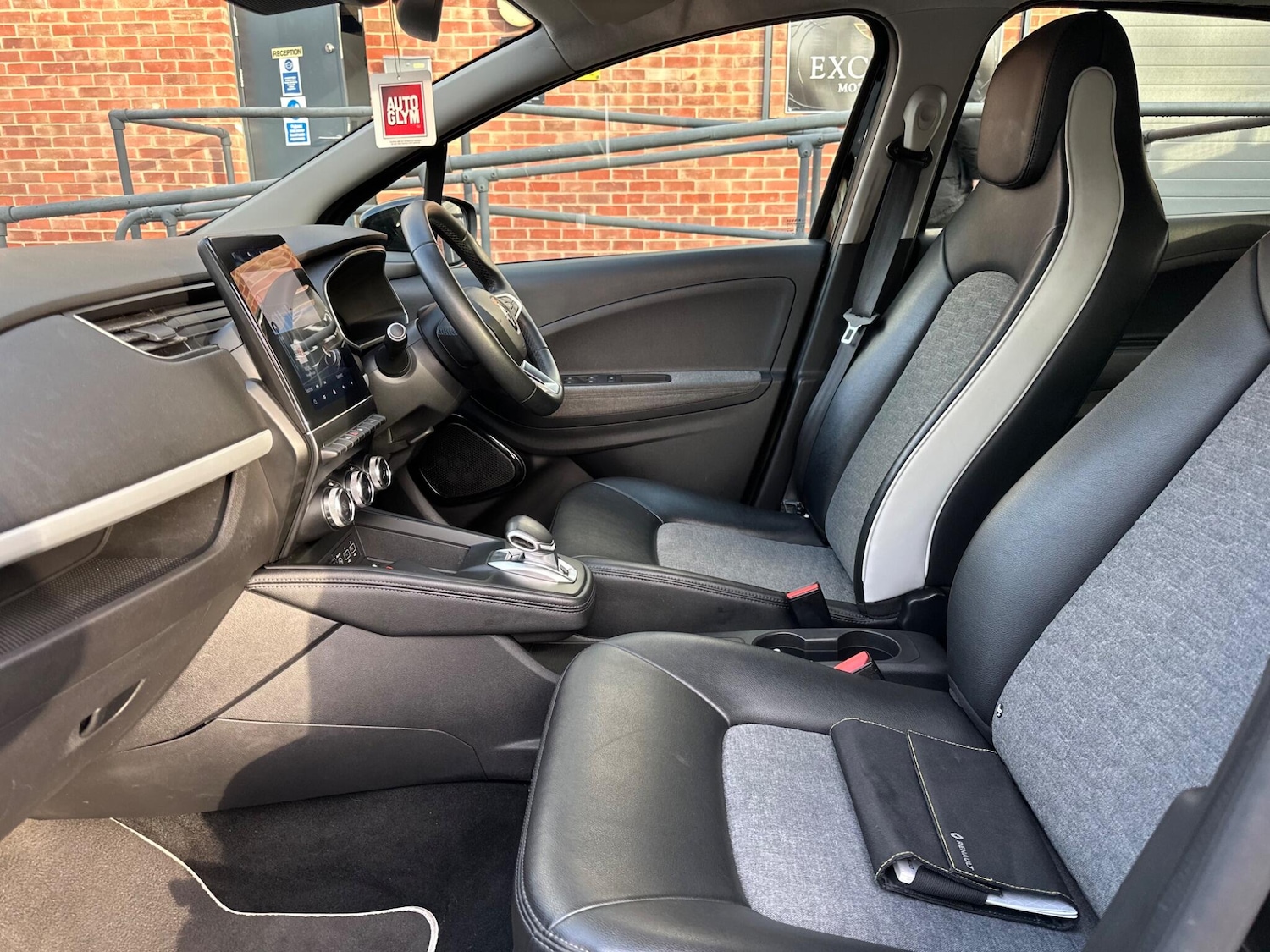 Used Renault Zoe 2020 for sale - 77376492: Photo 35