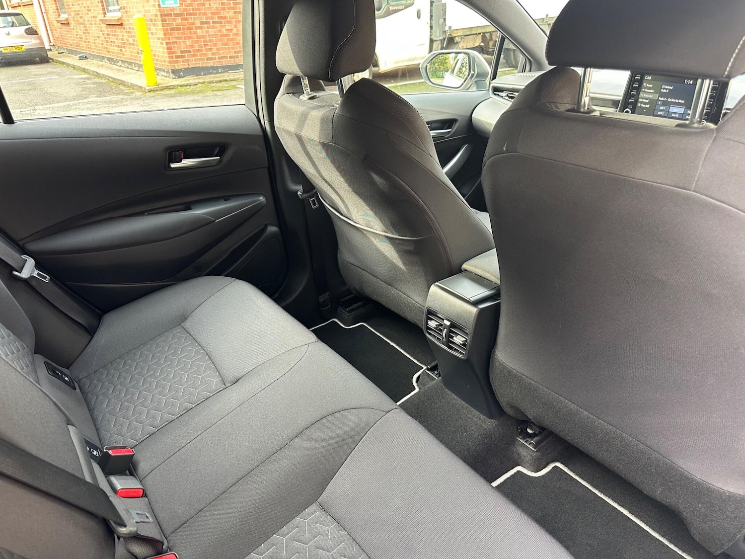 Used Toyota Corolla 2021 for sale - 76989996: Photo 25