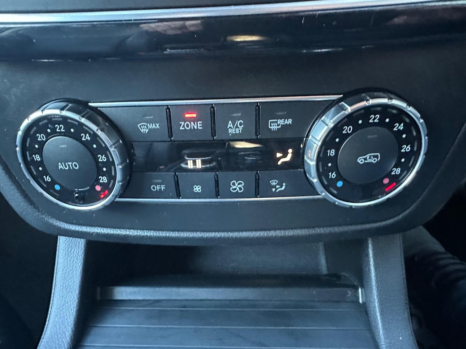 Used Mercedes-Benz GLE 2017 for sale - 76832131: Photo 14