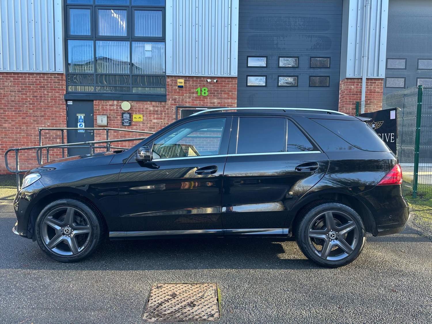 Used Mercedes-Benz GLE 2017 for sale - 76832131: Photo 7