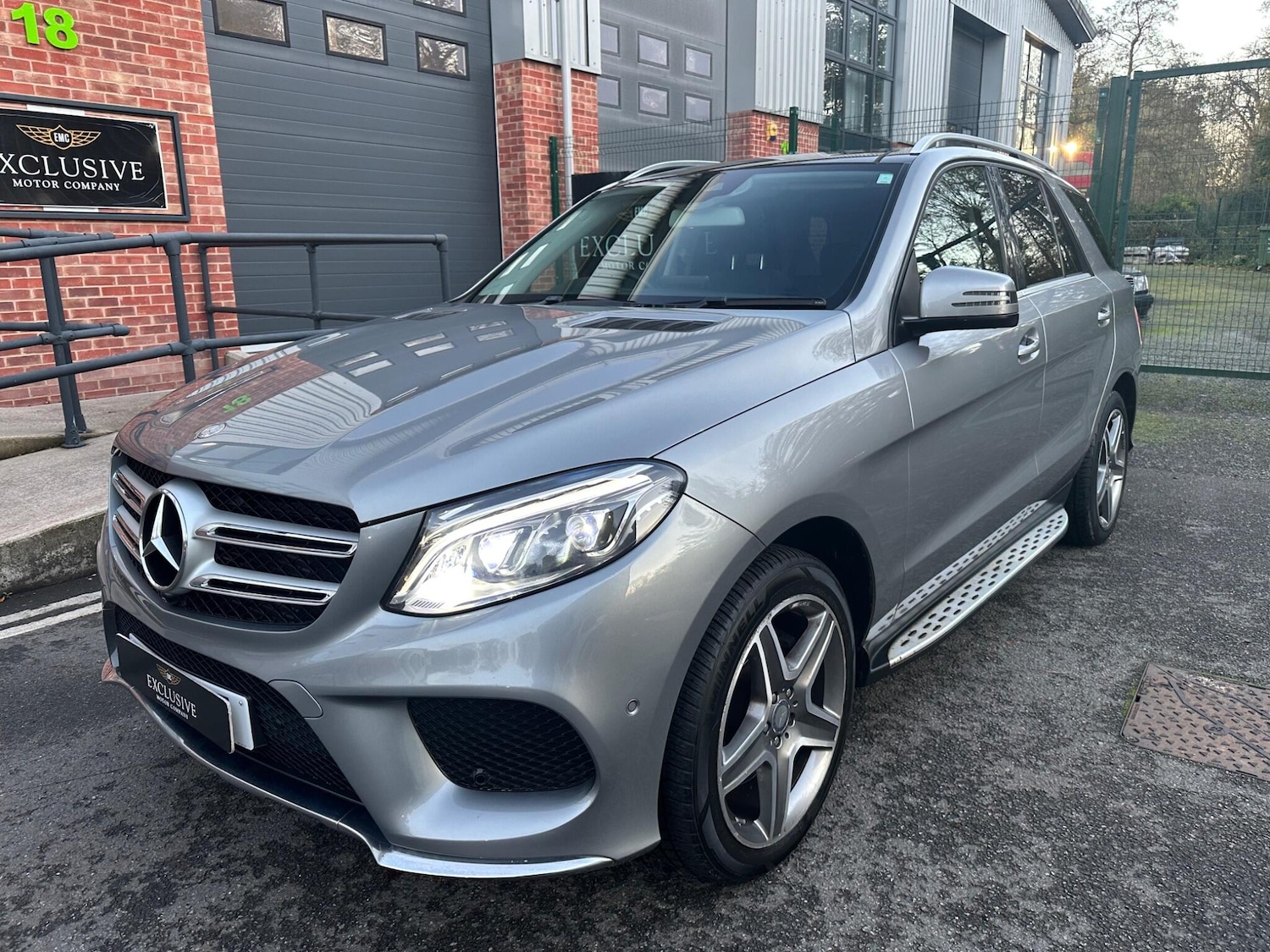Used Mercedes-Benz GLE 2016 for sale - 76511788: Photo 3