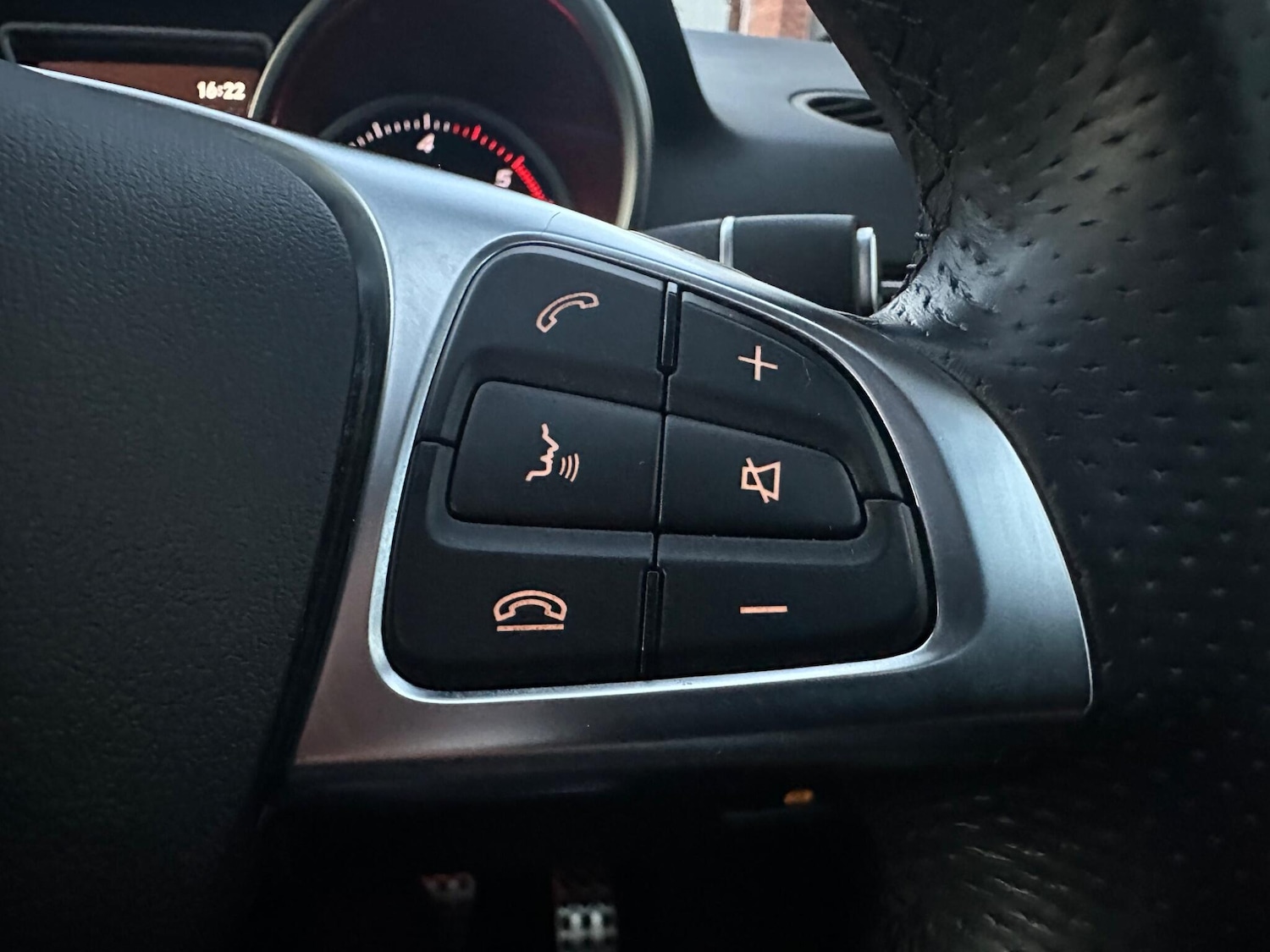 Used Mercedes-Benz GLE 2016 for sale - 76511788: Photo 32