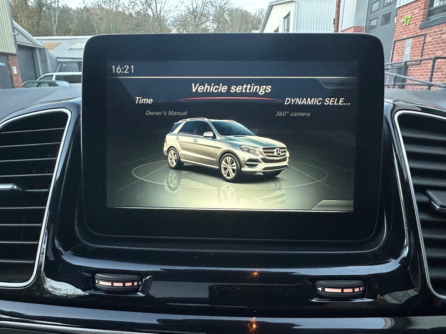 Used Mercedes-Benz GLE 2016 for sale - 76511788: Photo 39