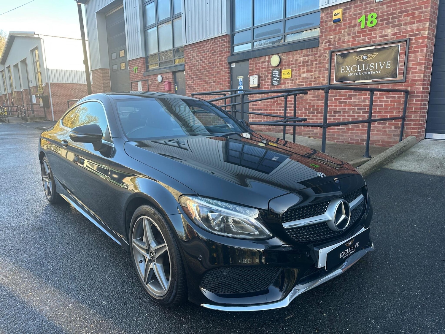 Used Mercedes-Benz C Class 2018 for sale - 76786866: Photo 1