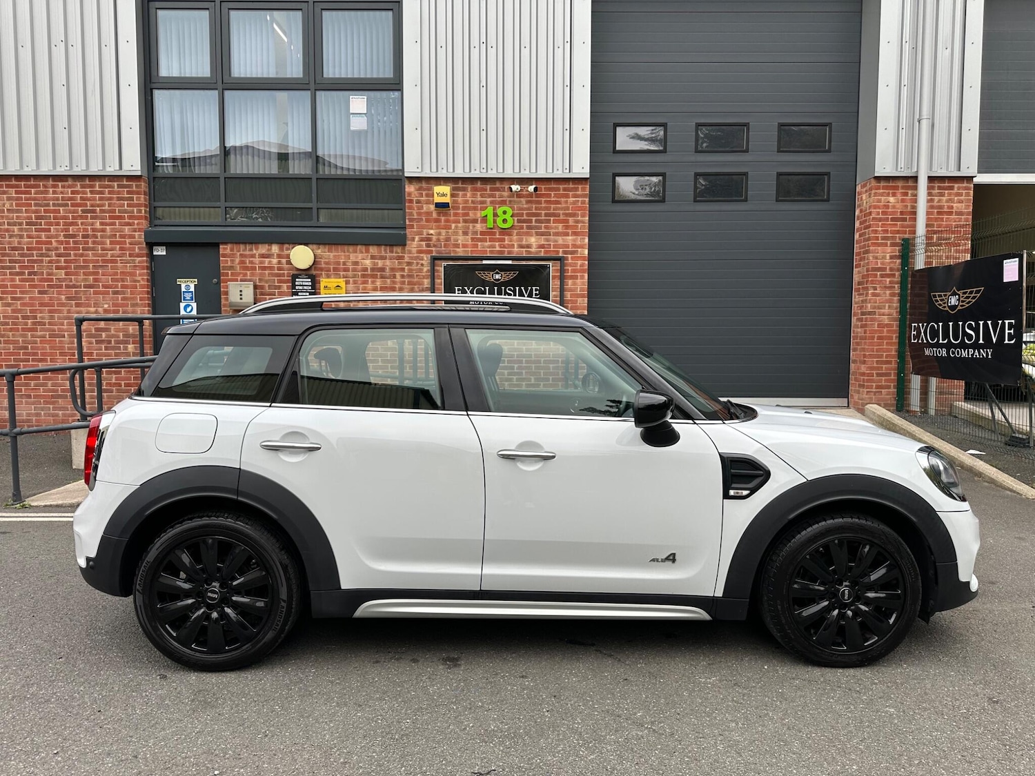 Used MINI Countryman 2019 for sale - 76239283: Photo 3