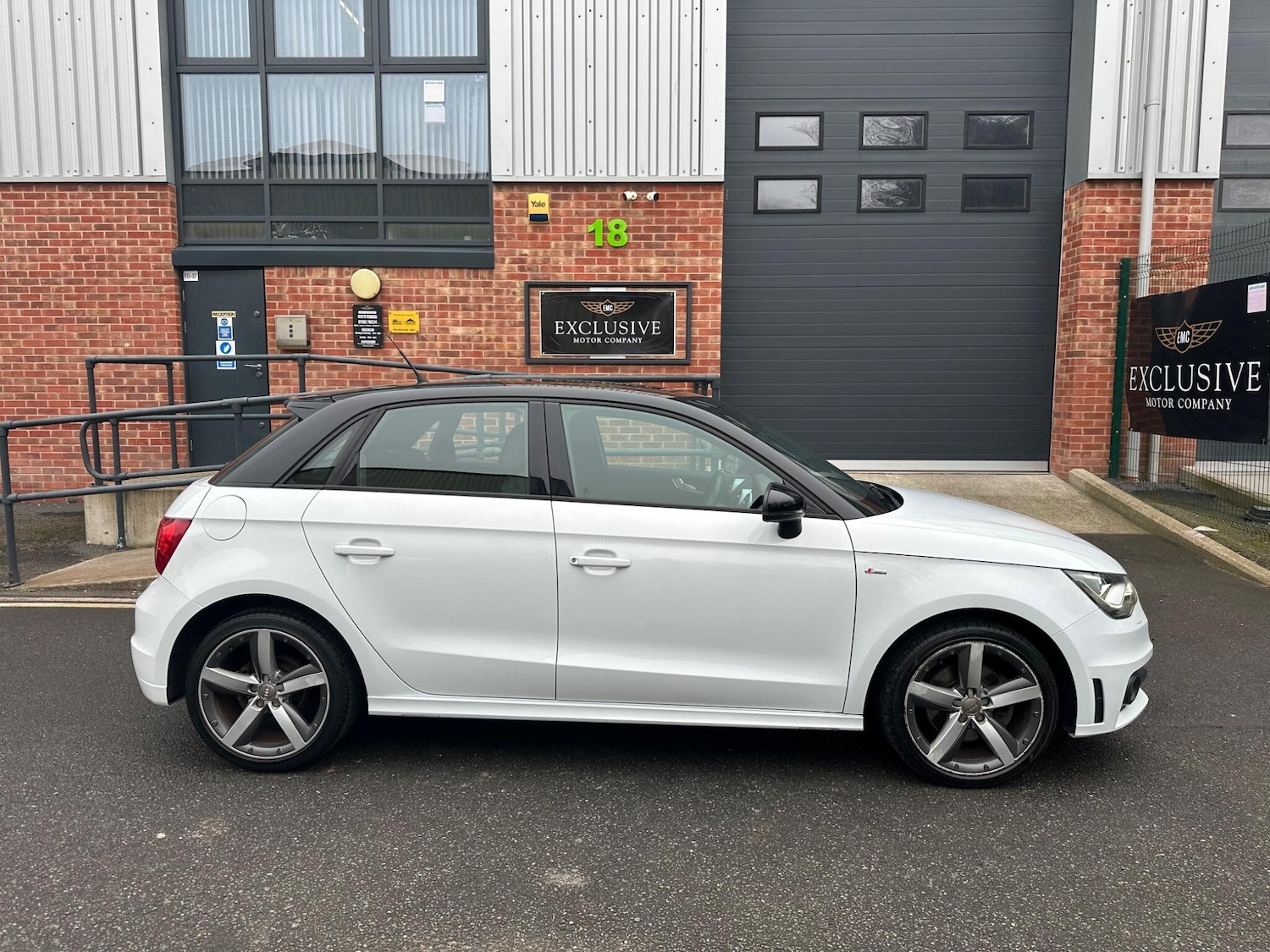 Used Audi A1 2014 for sale - 78086998: Photo 10