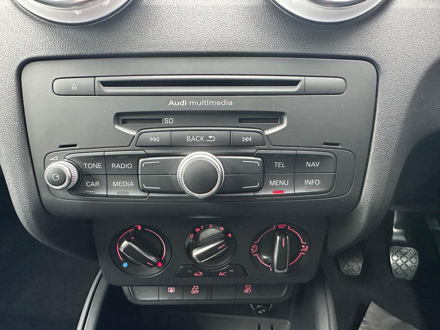 Used Audi A1 2014 for sale - 78086998: Photo 35