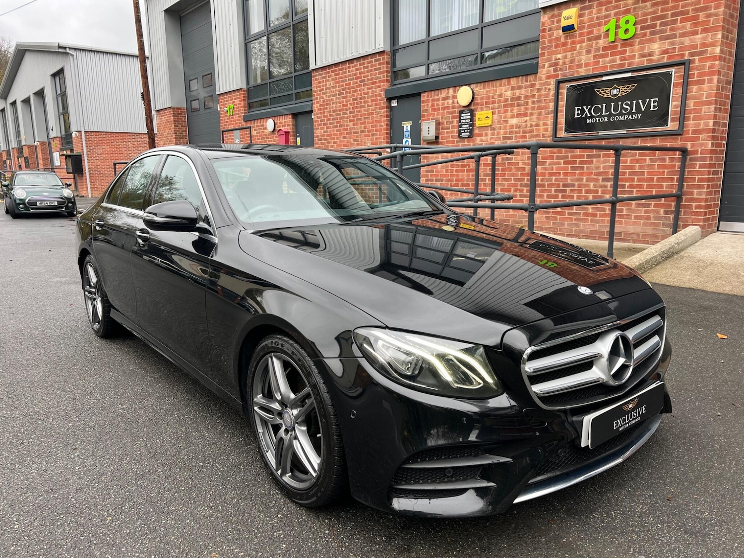 Used Mercedes-Benz E Class 2016 for sale - 76513191: Photo 1