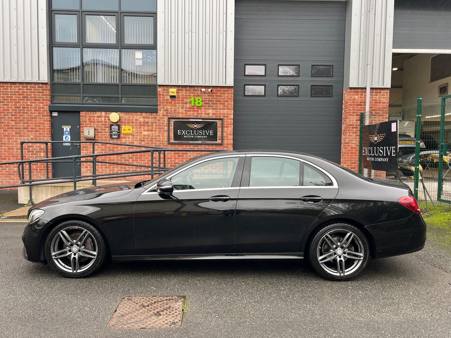 Used Mercedes-Benz E Class 2016 for sale - 76513191: Photo 10