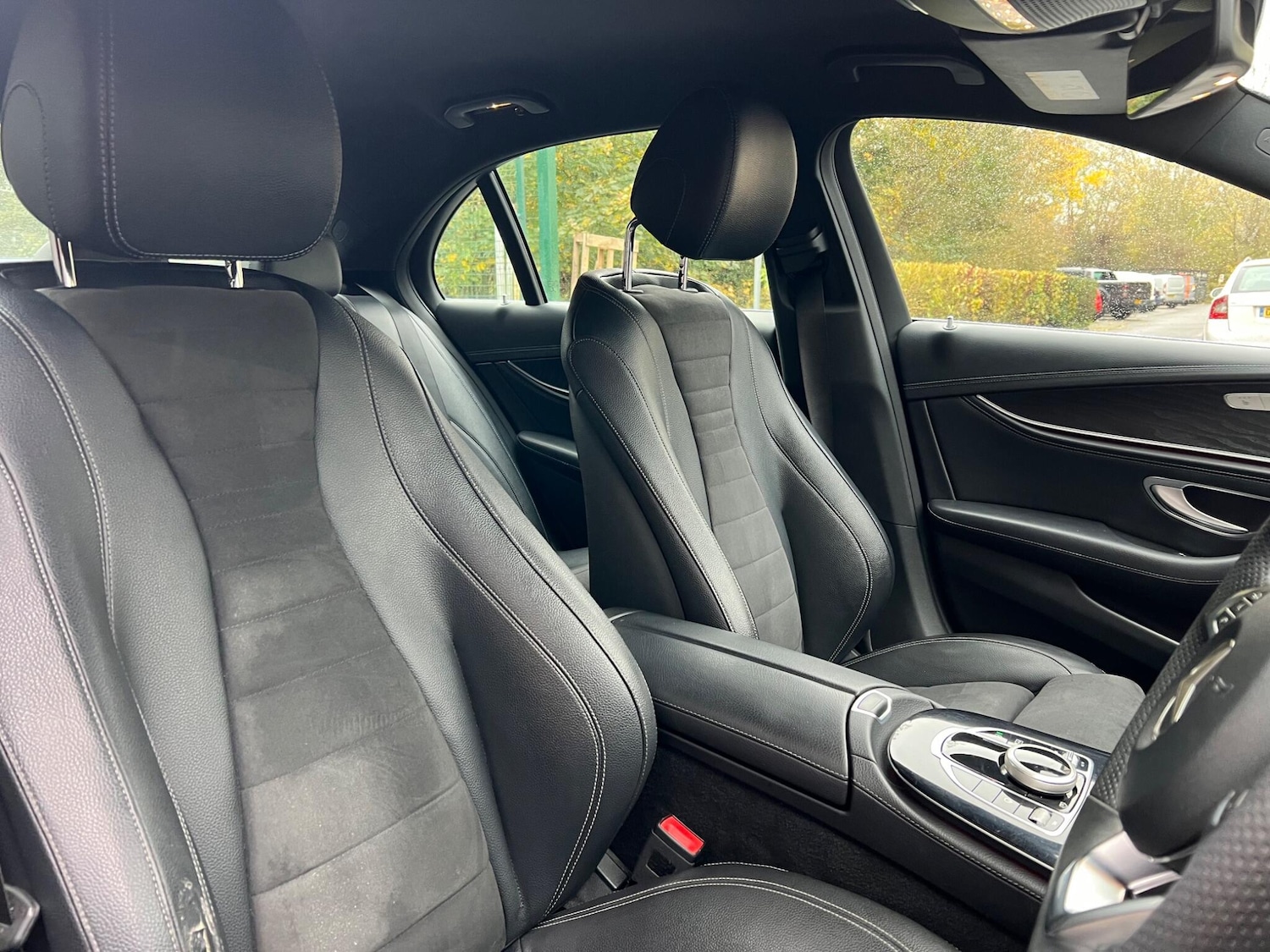 Used Mercedes-Benz E Class 2016 for sale - 76513191: Photo 16