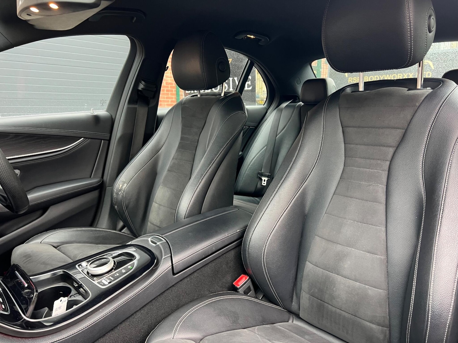 Used Mercedes-Benz E Class 2016 for sale - 76513191: Photo 19