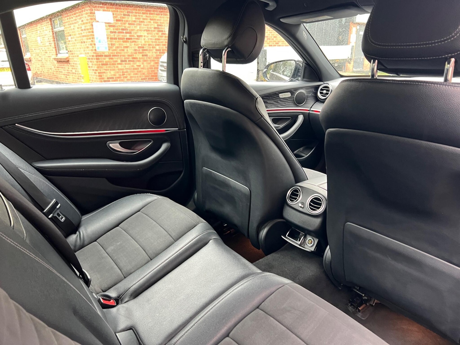 Used Mercedes-Benz E Class 2016 for sale - 76513191: Photo 24