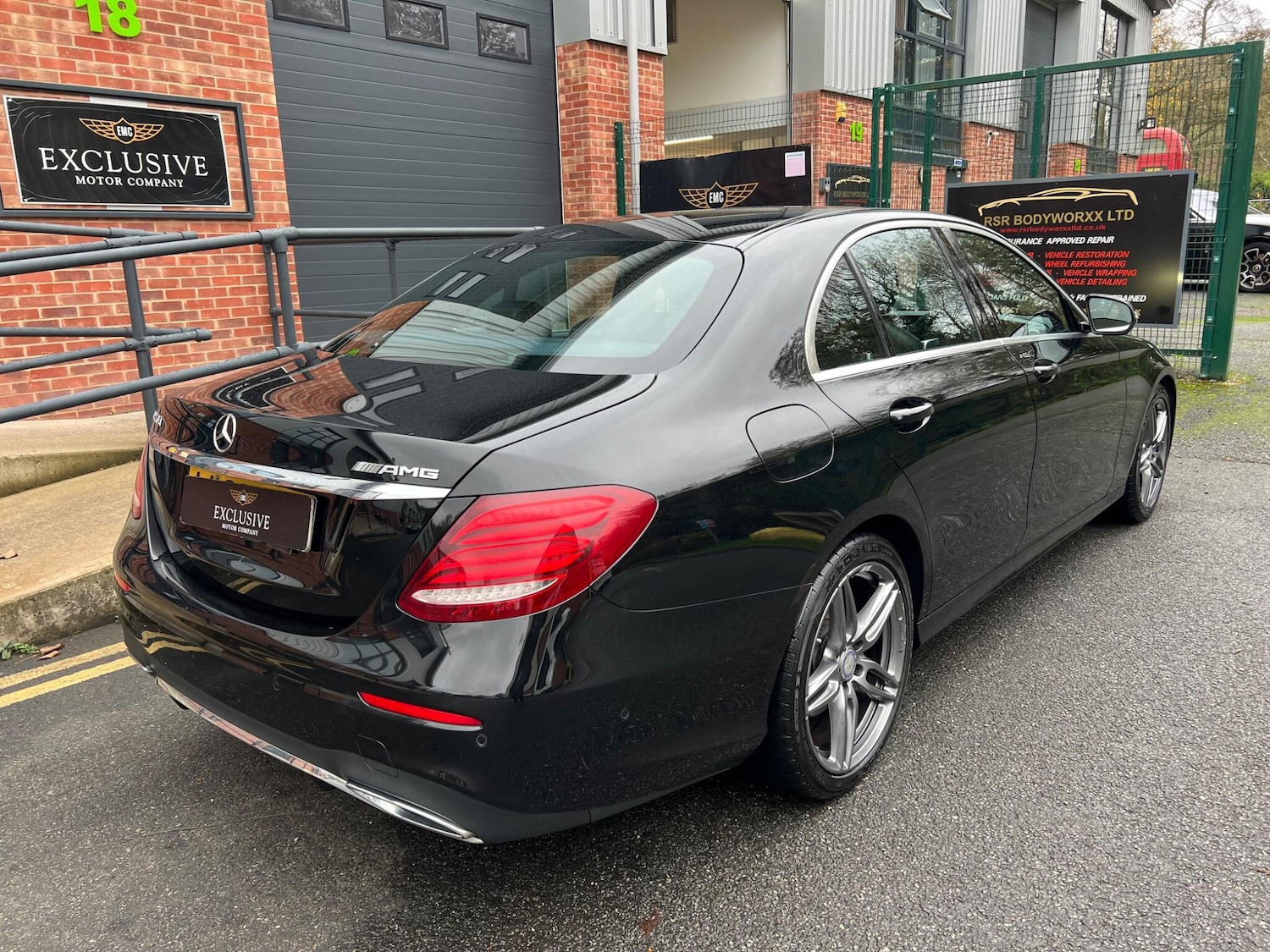 Used Mercedes-Benz E Class 2016 for sale - 76513191: Photo 4