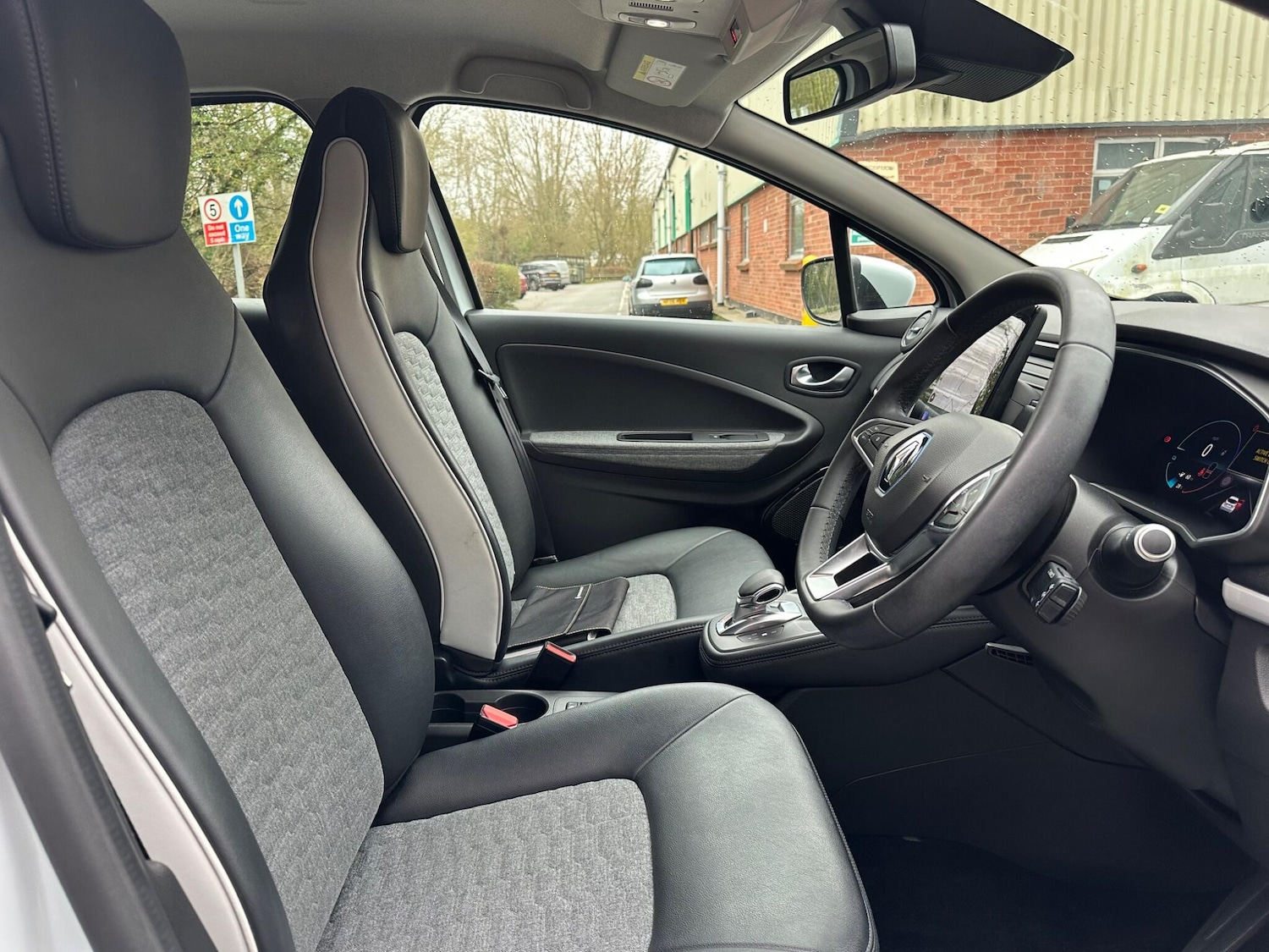 Used Renault Zoe 2020 for sale - 77783869: Photo 15