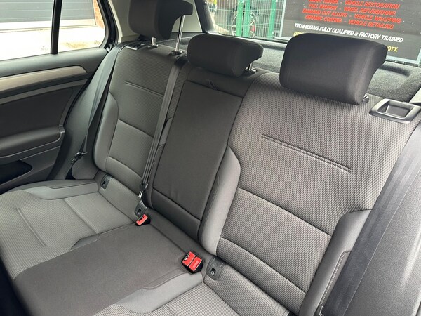 Used Volkswagen Golf 2016 for sale - 75430996: Photo 24