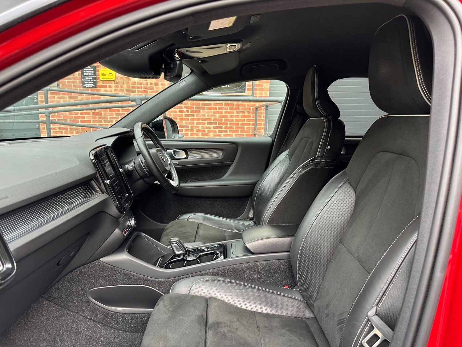 Used Volvo XC40 2019 for sale - 76151958: Photo 17