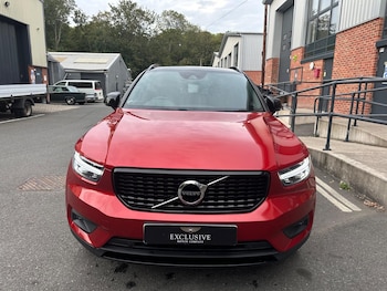 Used Volvo XC40 2019 for sale - 76151958: Photo 2