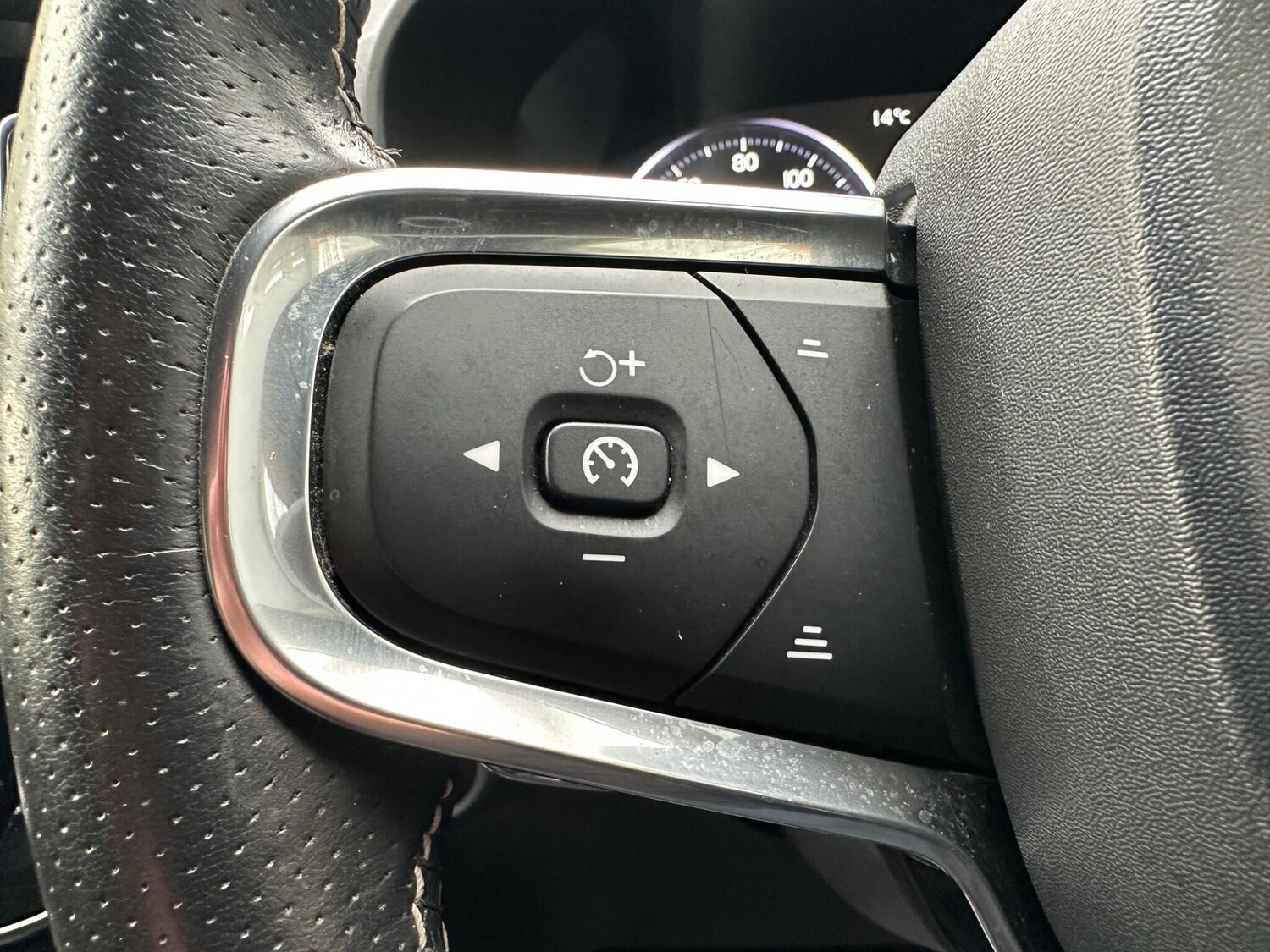 Used Volvo XC40 2019 for sale - 76151958: Photo 34