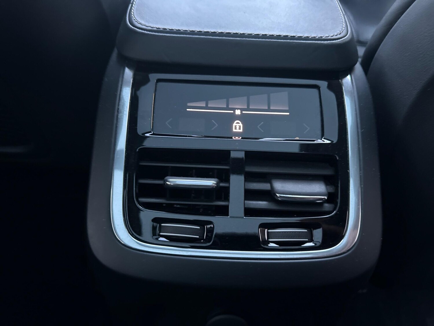 Used Volvo XC90 2020 for sale - 76898712: Photo 31