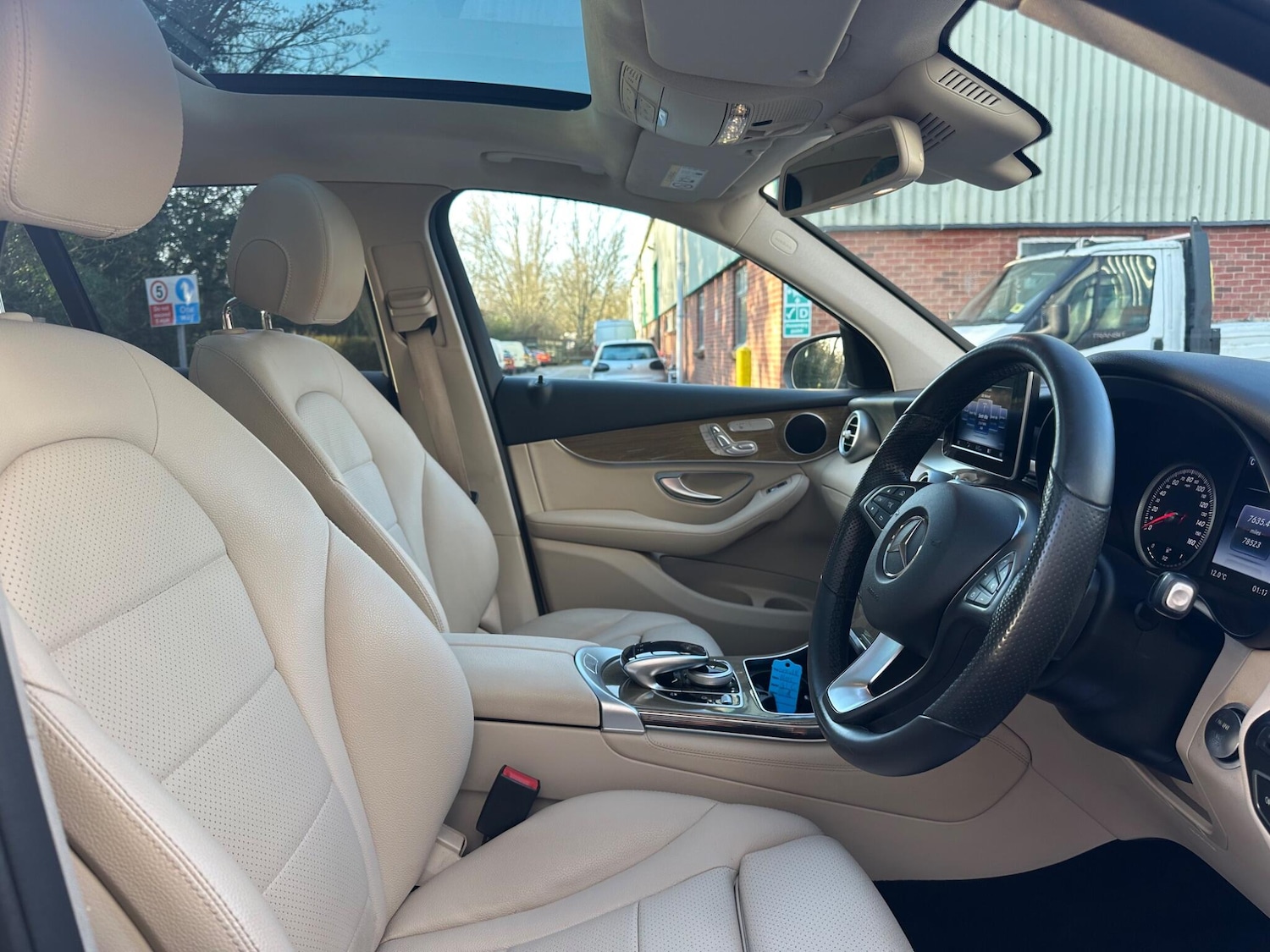 Used Mercedes-Benz GLC 2016 for sale - 77017091: Photo 14