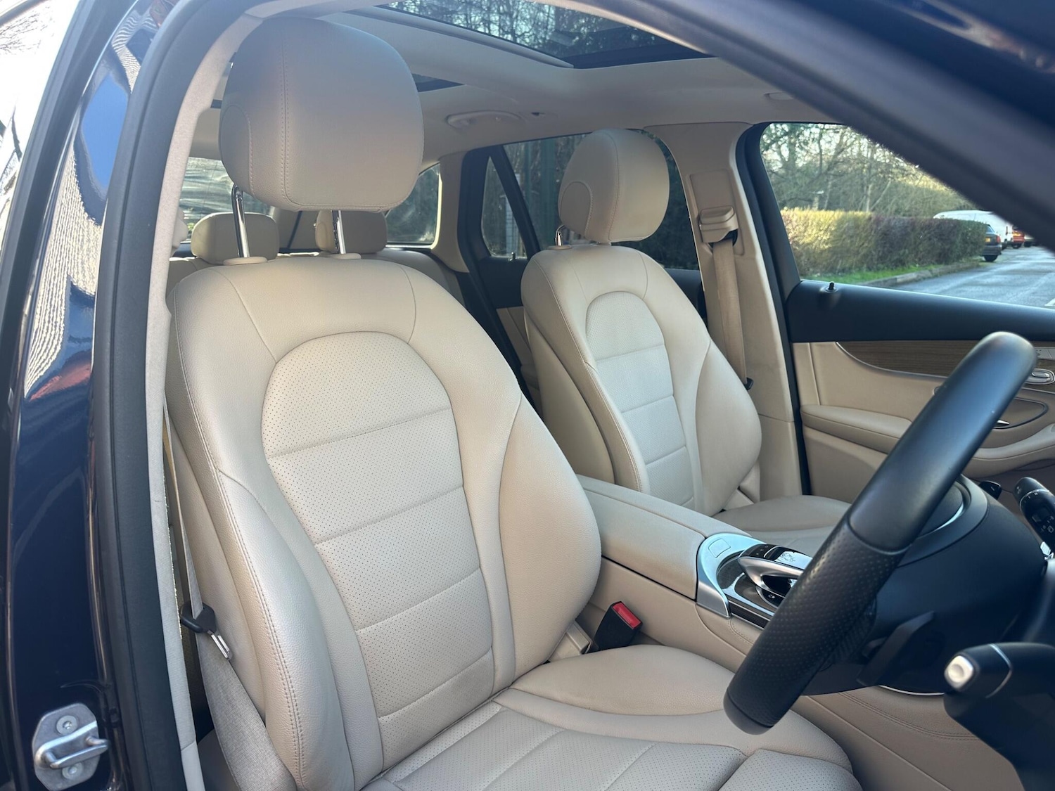 Used Mercedes-Benz GLC 2016 for sale - 77017091: Photo 15