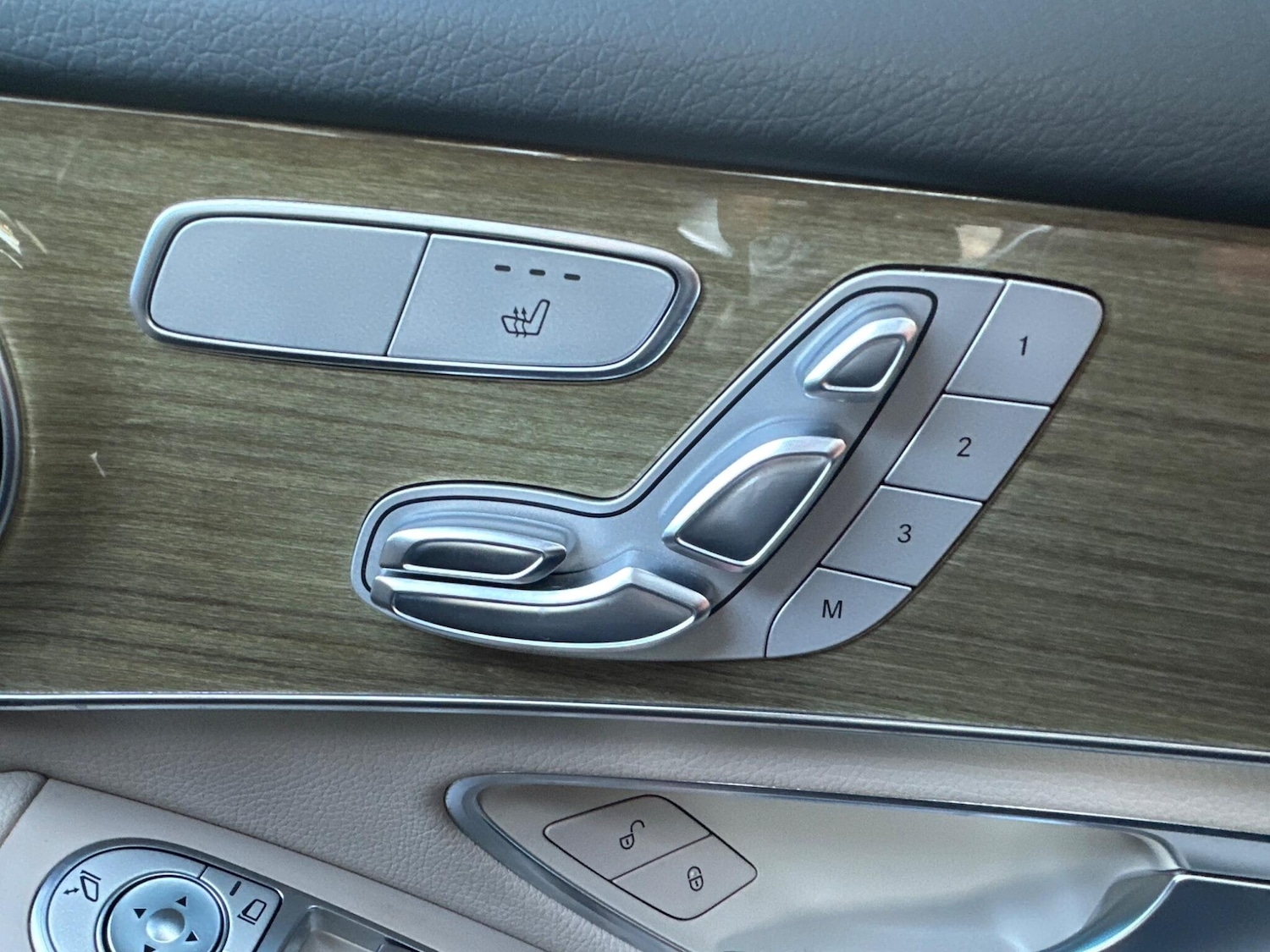 Used Mercedes-Benz GLC 2016 for sale - 77017091: Photo 26