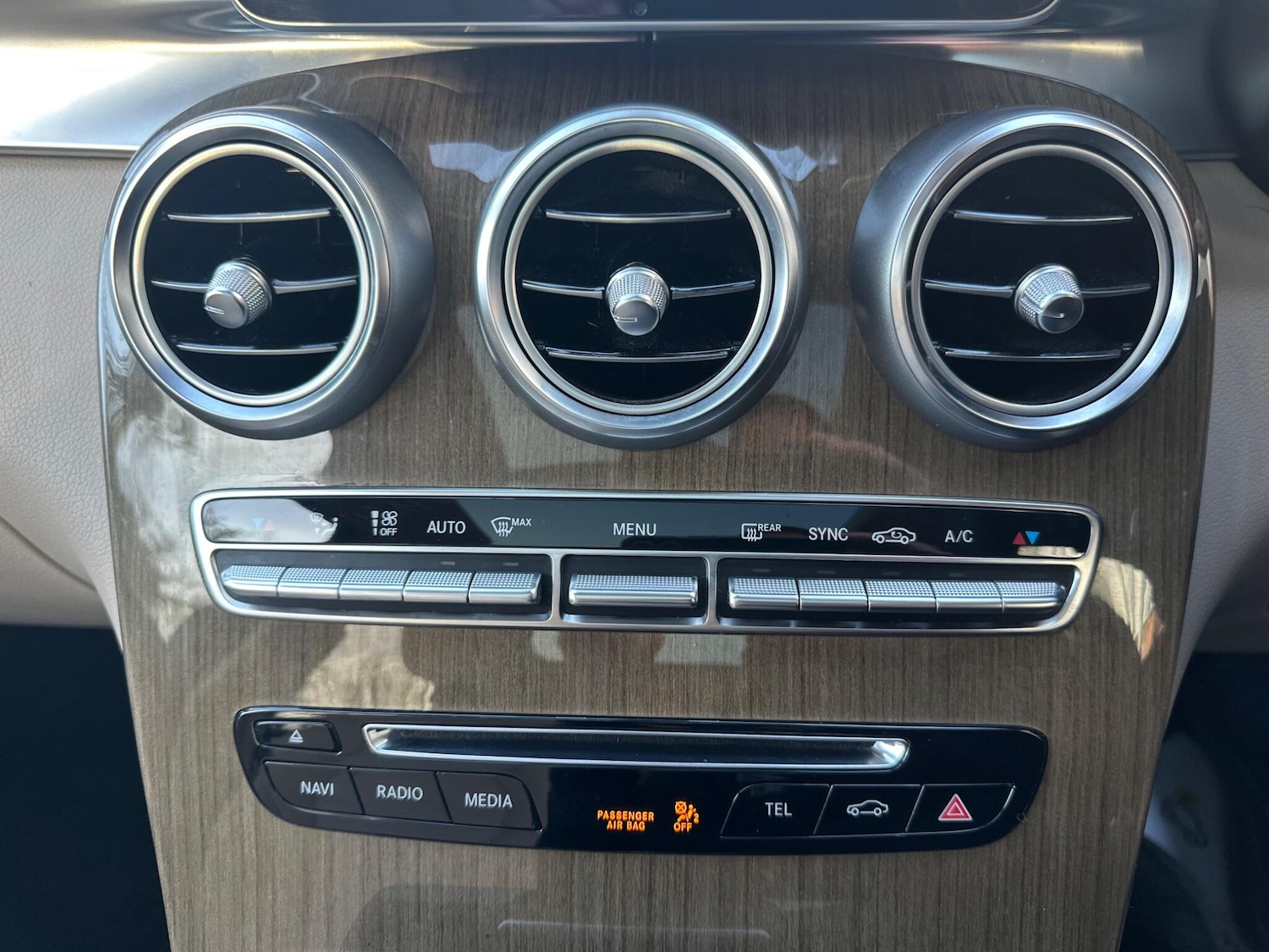 Used Mercedes-Benz GLC 2016 for sale - 77017091: Photo 28