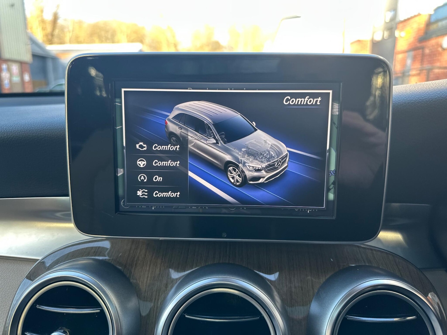 Used Mercedes-Benz GLC 2016 for sale - 77017091: Photo 33