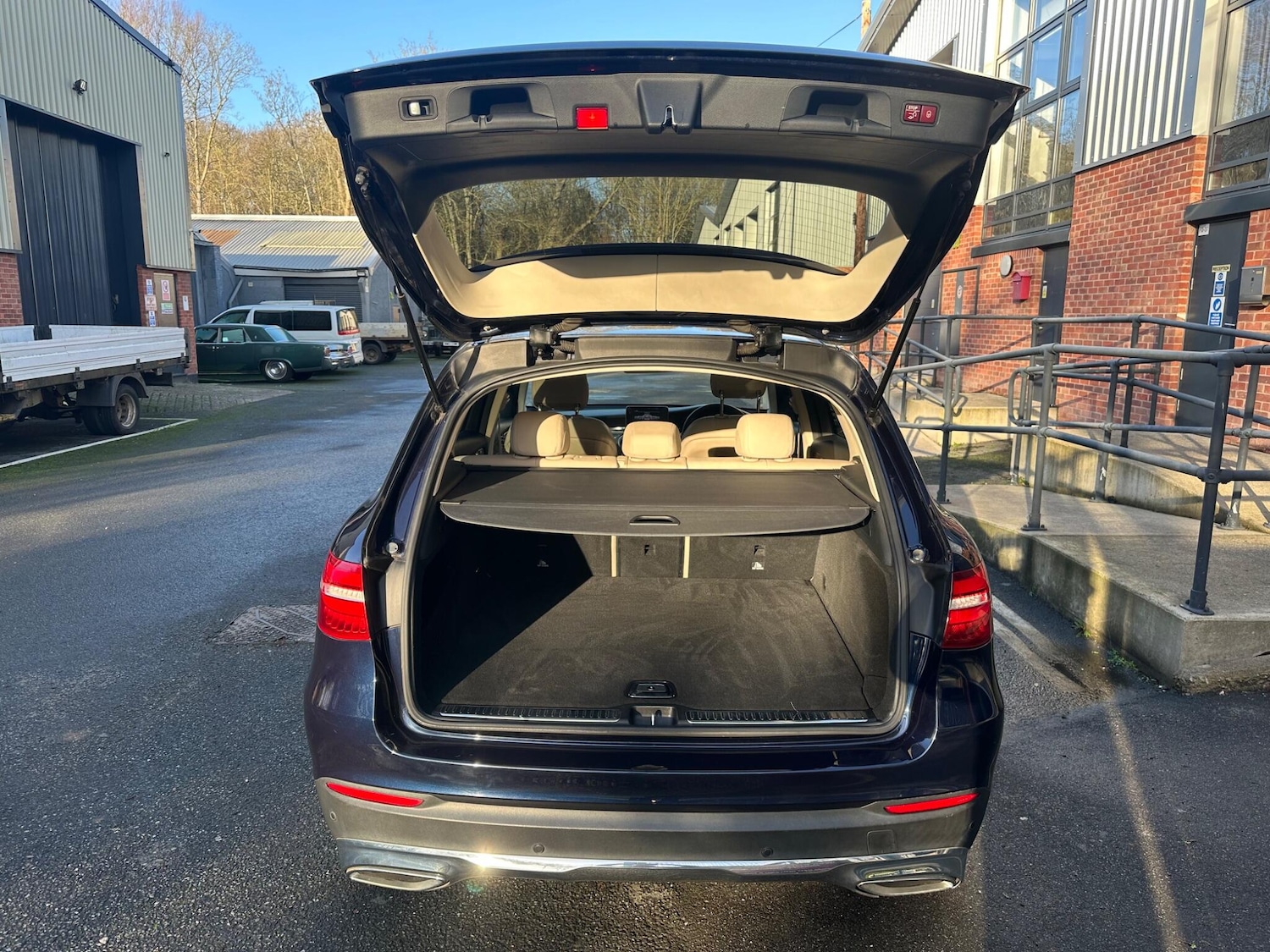 Used Mercedes-Benz GLC 2016 for sale - 77017091: Photo 36