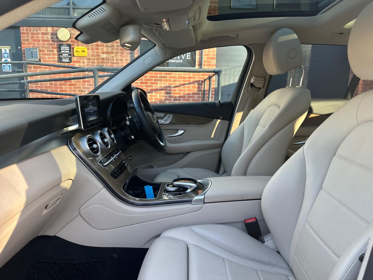 Used Mercedes-Benz GLC 2016 for sale - 77017091: Photo 39