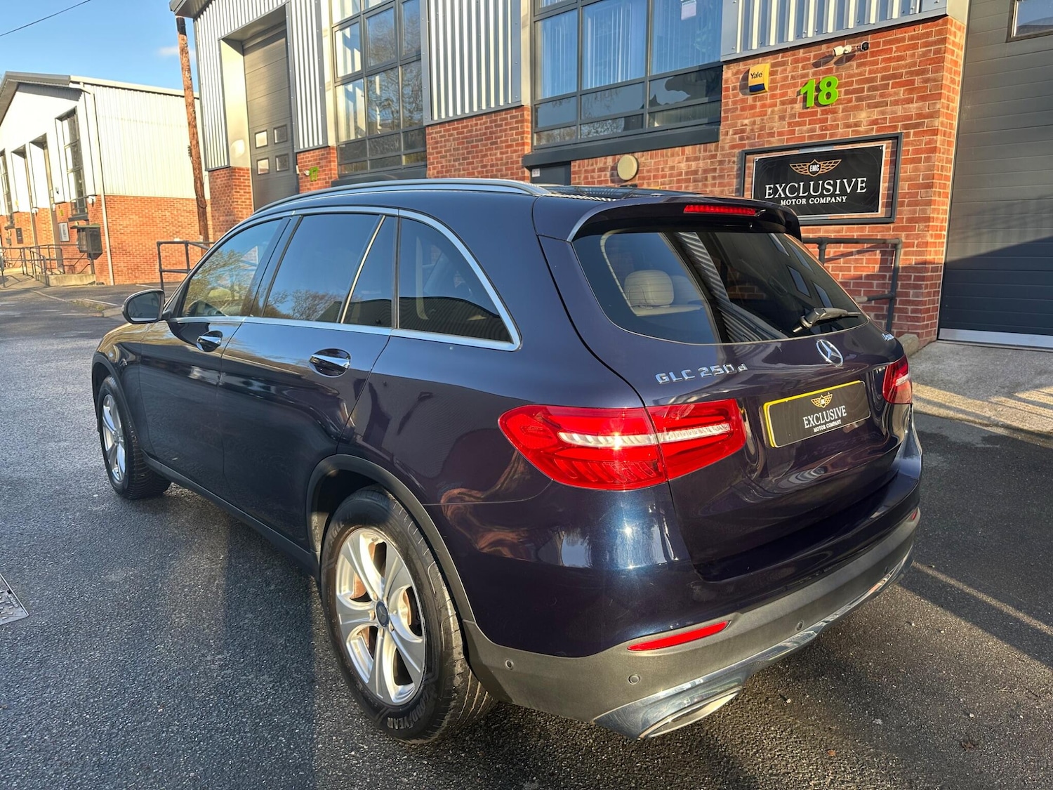 Used Mercedes-Benz GLC 2016 for sale - 77017091: Photo 4