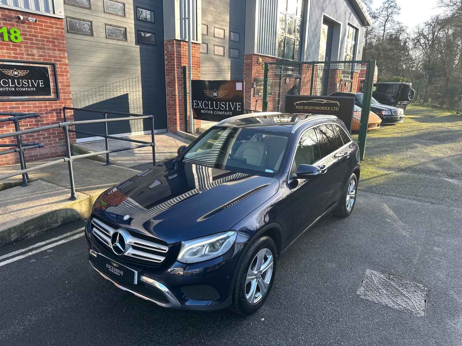 Used Mercedes-Benz GLC 2016 for sale - 77017091: Photo 6