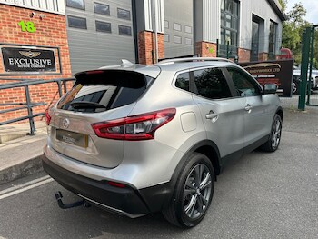 Used Nissan Qashqai 2017 for sale - 75838405: Photo