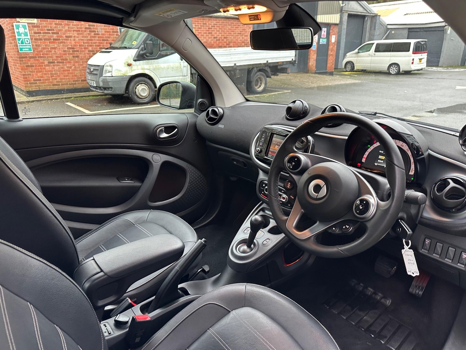 Used smart fortwo 2017 for sale - 77549648: Photo 14