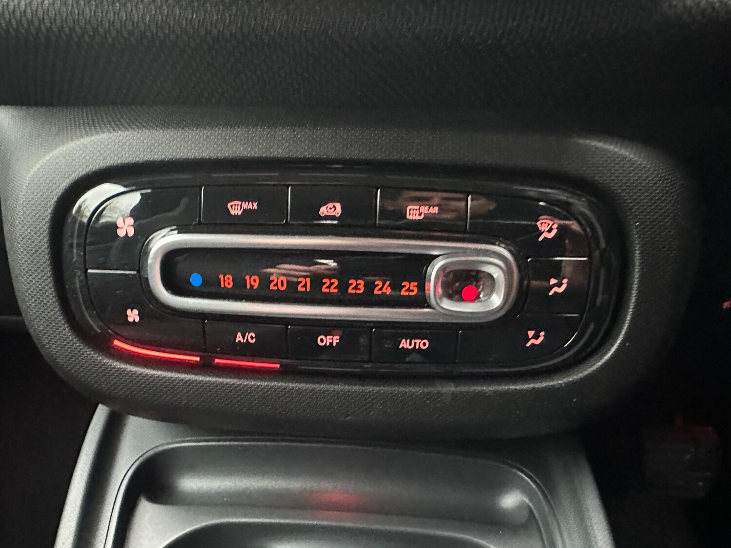 Used smart fortwo 2017 for sale - 77549648: Photo 23