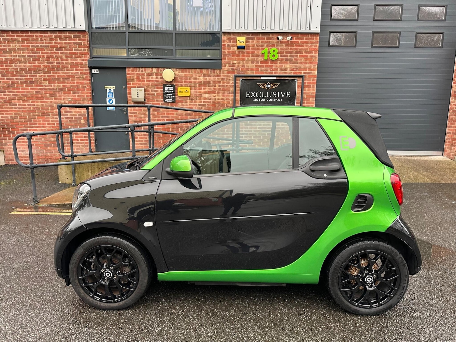 Used smart fortwo 2017 for sale - 77549648: Photo 8