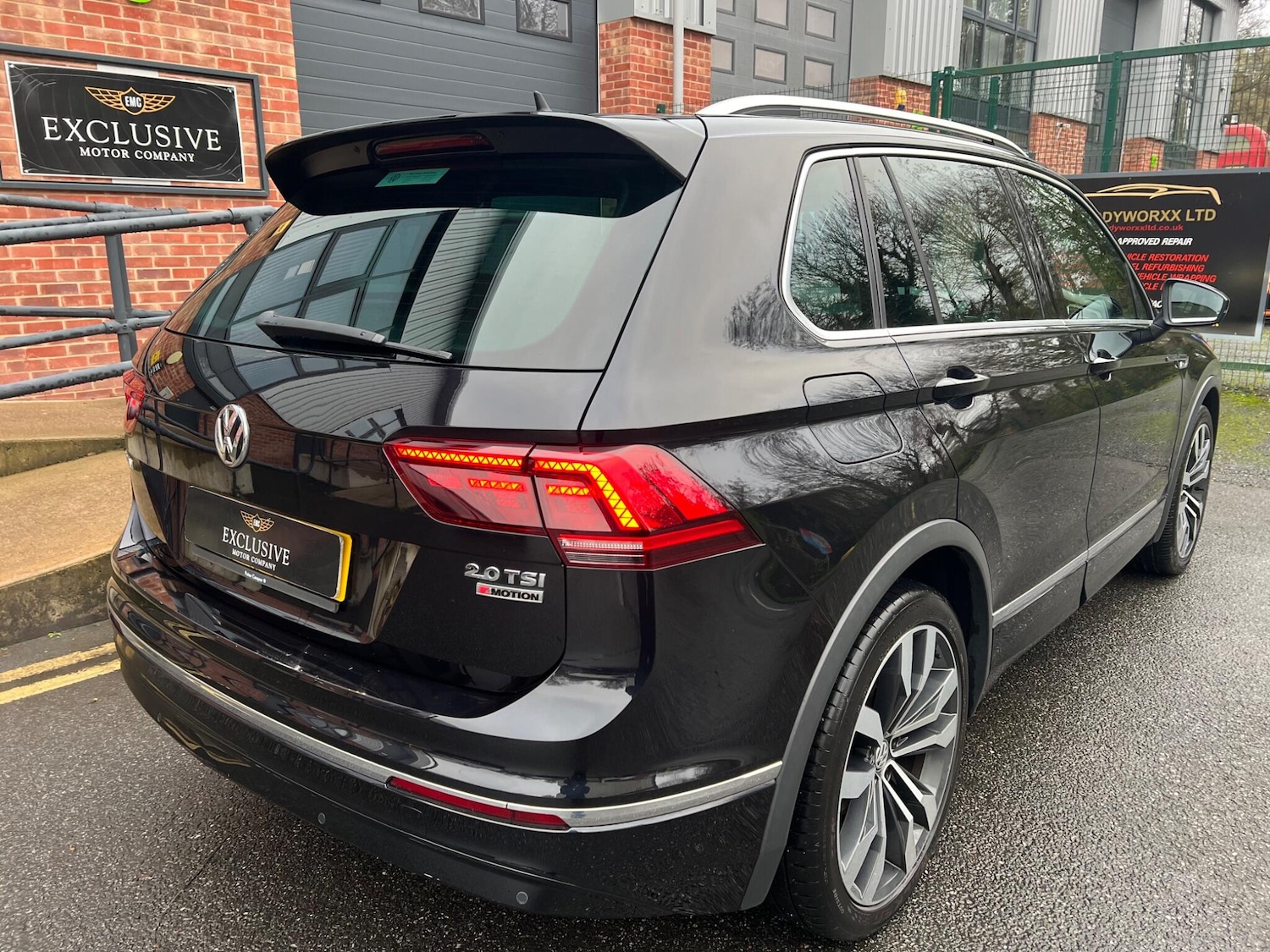 Used Volkswagen Tiguan 2017 for sale - 76689327: Photo 7