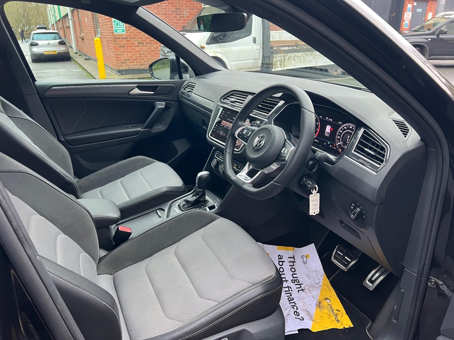 Used Volkswagen Tiguan 2017 for sale - 76689327: Photo 9