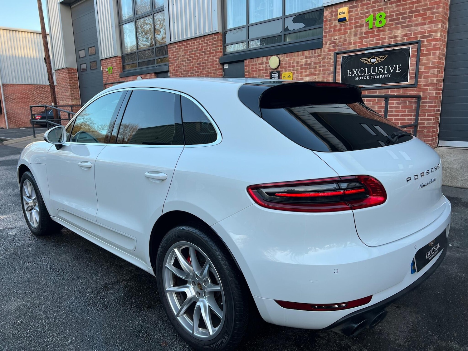 Used Porsche Macan 2015 for sale - 77016167: Photo 6