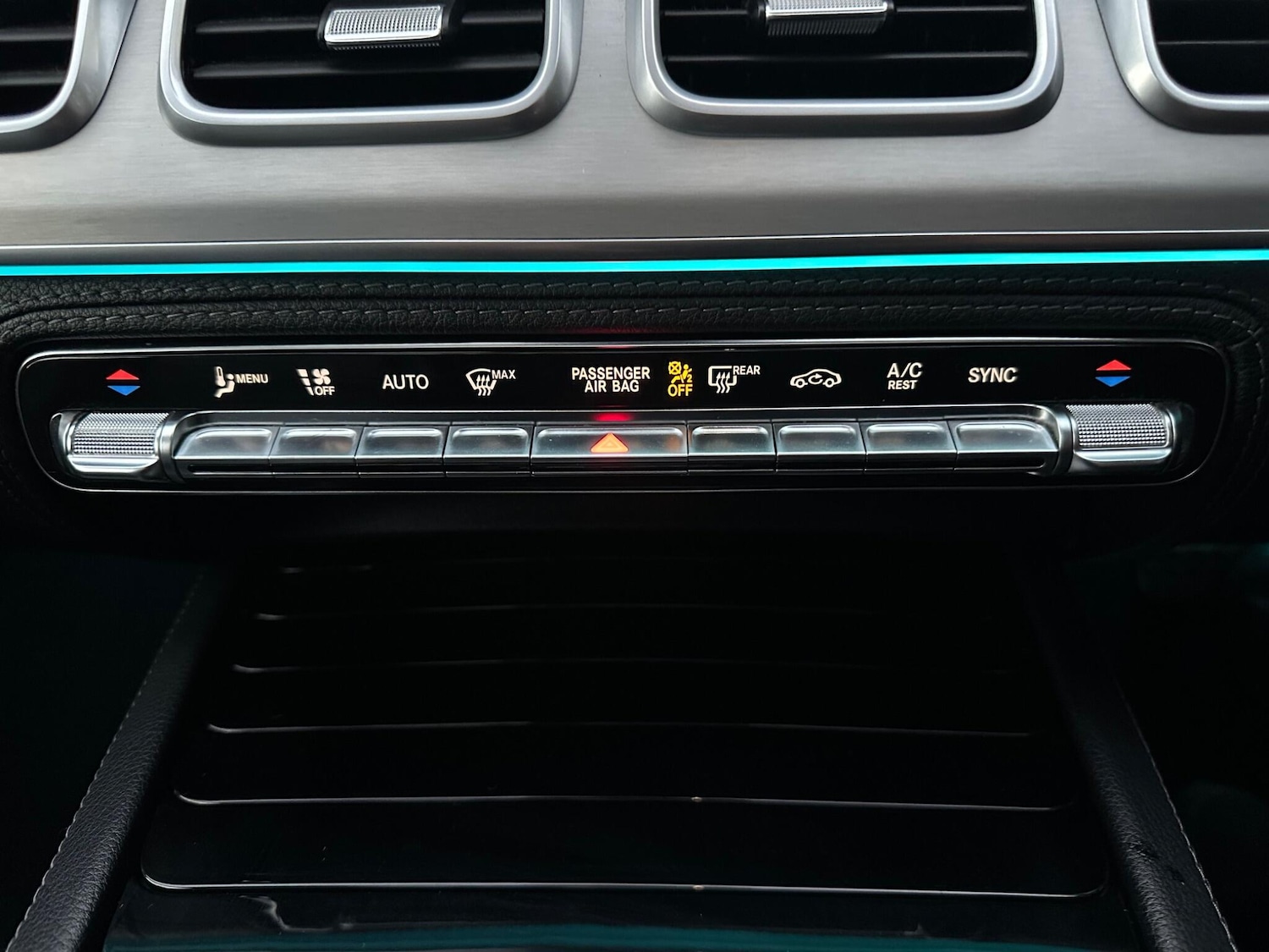 Used Mercedes-Benz GLS 2020 for sale - 76701645: Photo 36