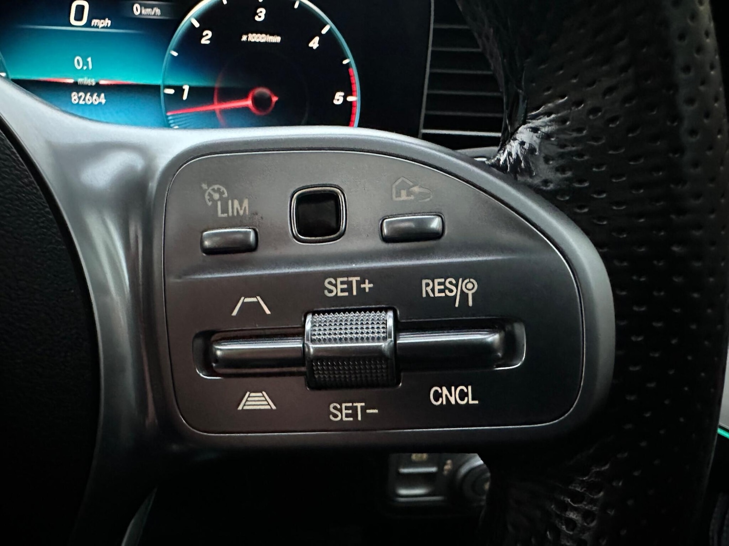 Used Mercedes-Benz GLS 2020 for sale - 76701645: Photo 40