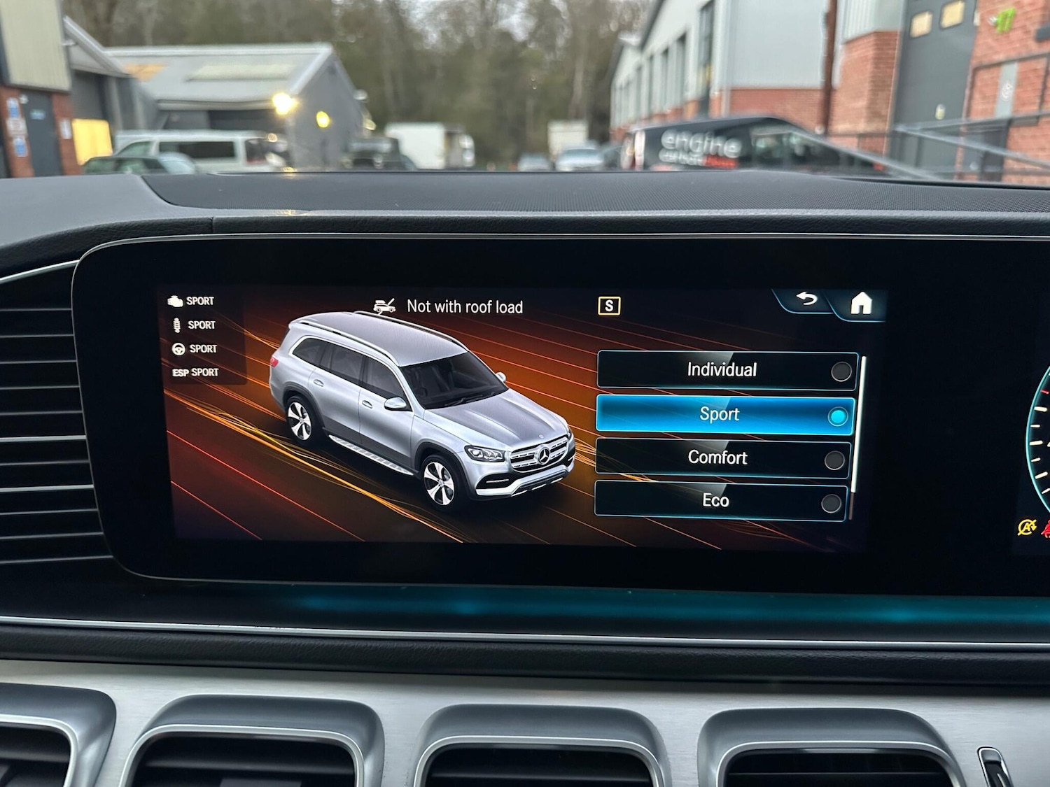 Used Mercedes-Benz GLS 2020 for sale - 76701645: Photo 51