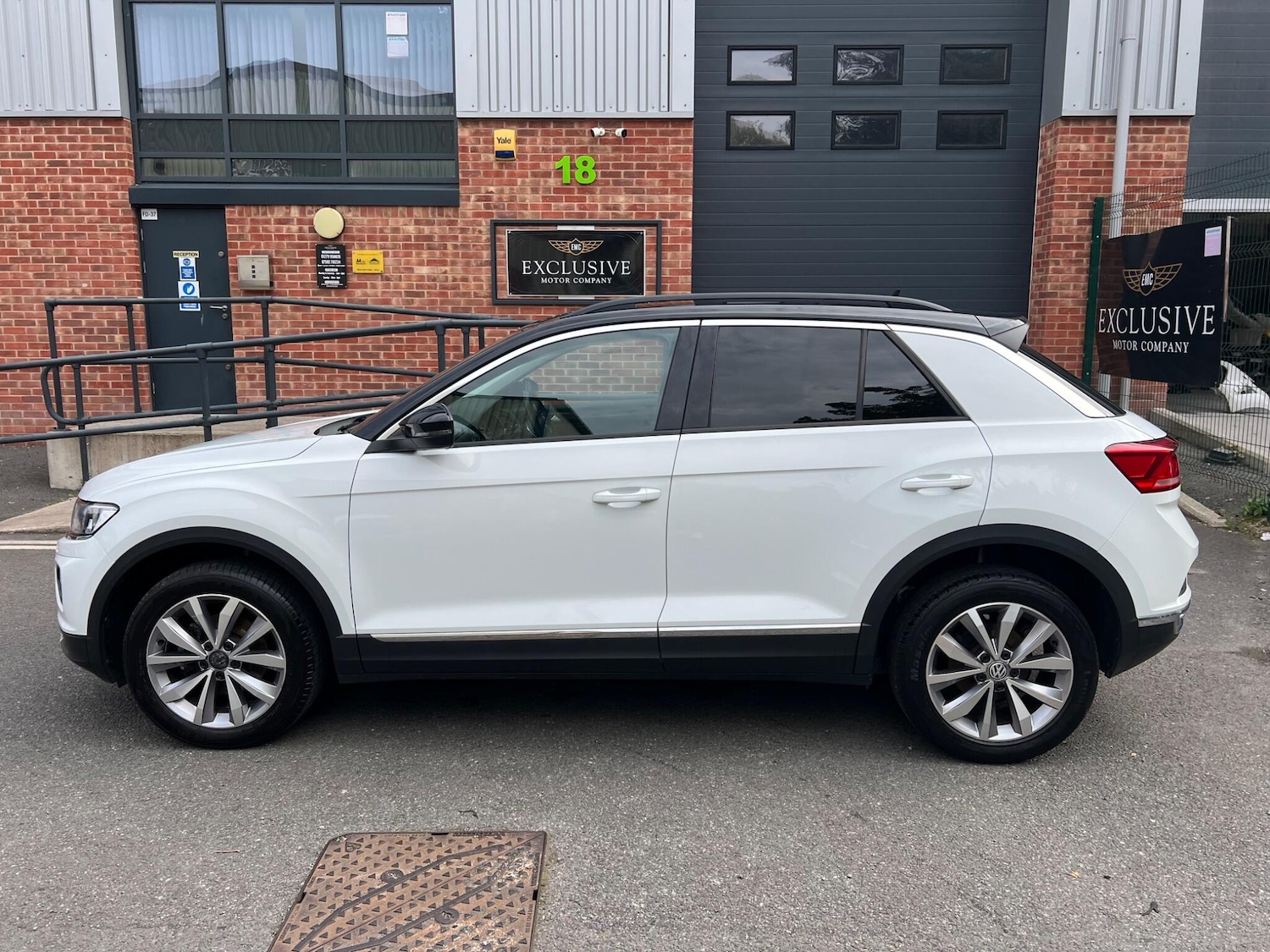 Used Volkswagen T-Roc 2018 for sale - 76151174: Photo 11