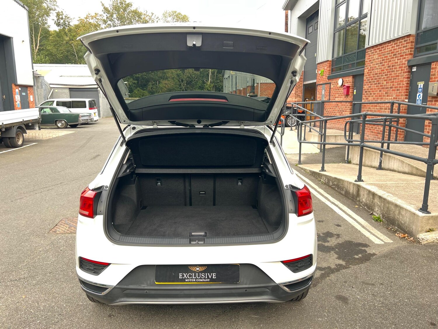 Used Volkswagen T-Roc 2018 for sale - 76151174: Photo 14