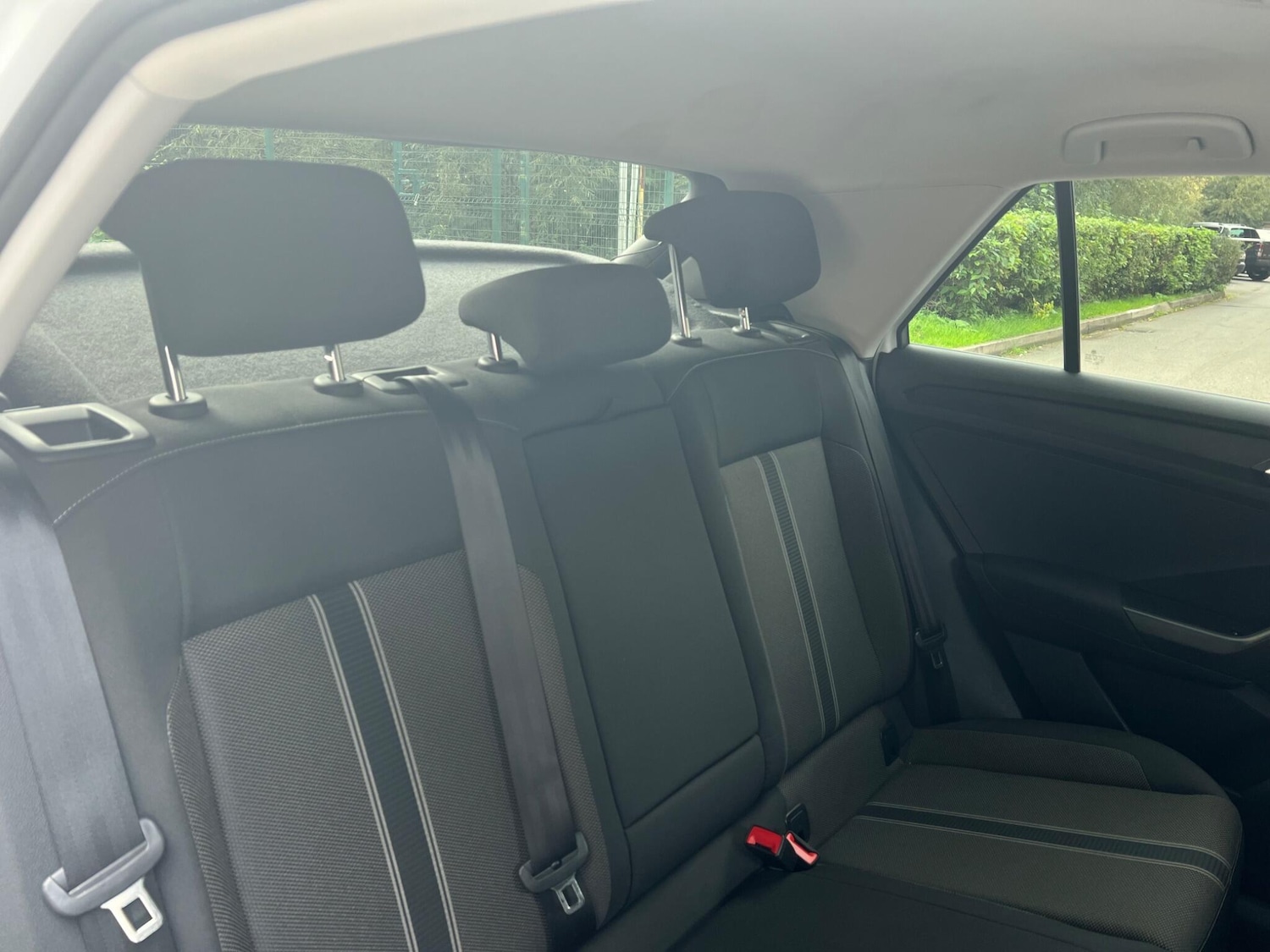 Used Volkswagen T-Roc 2018 for sale - 76151174: Photo 28